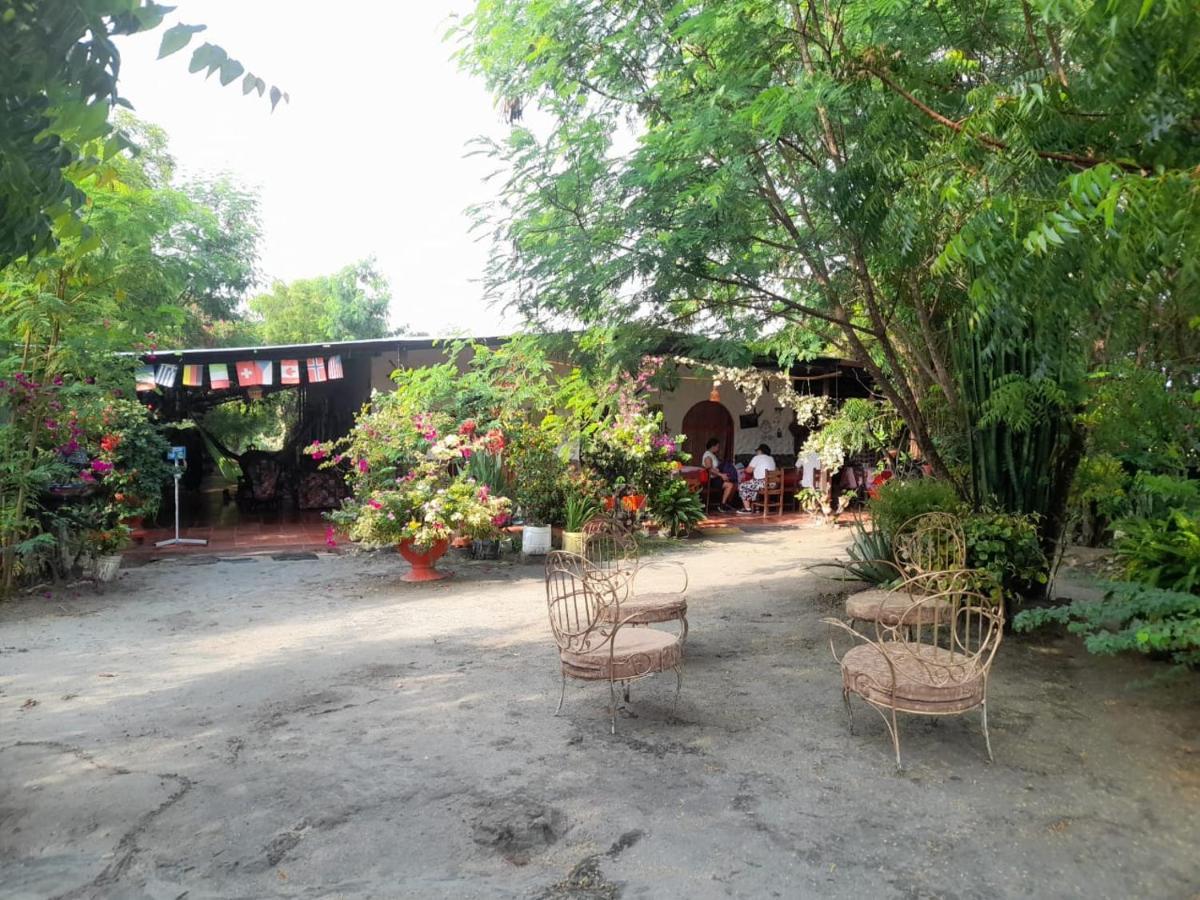 Alojamiento Casa De Campo Los Cactus Villavieja Εξωτερικό φωτογραφία