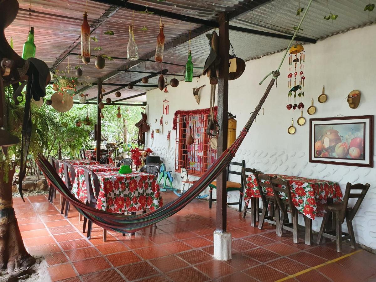 Alojamiento Casa De Campo Los Cactus Villavieja Εξωτερικό φωτογραφία