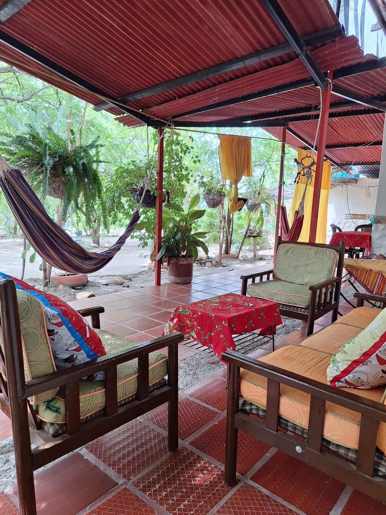 Alojamiento Casa De Campo Los Cactus Villavieja Εξωτερικό φωτογραφία