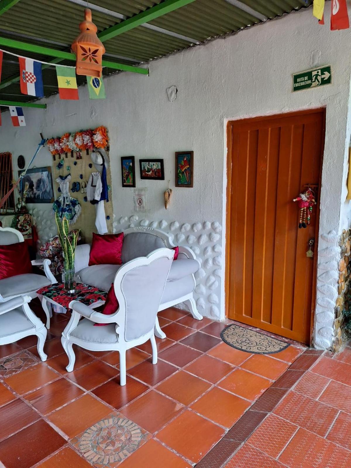 Alojamiento Casa De Campo Los Cactus Villavieja Εξωτερικό φωτογραφία